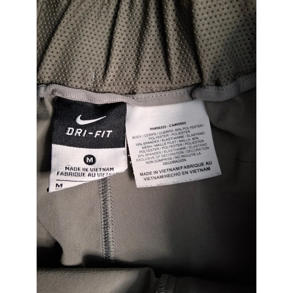 Nike Dri-FIT Mens Training Shorts Khaki Tan Mesh Inset Size Medium RN56323